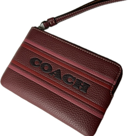 Coach Wine Burgundy Wristlet Wallet Card Holder Zipper Closure NWT - Picture 6 of 16